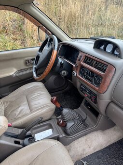 Mitsubishi Pajero Sport - 6