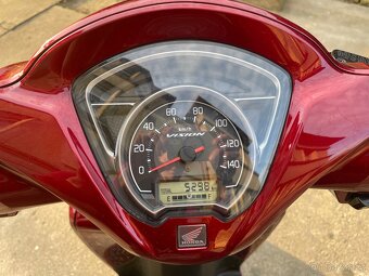 Skútr Honda Vision 110 - 6