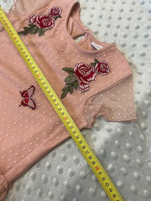 Lindex Krásné Šaty růžové s růžemi  110/116 - 6
