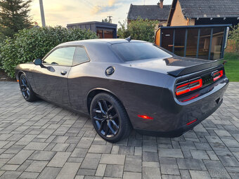 Dodge Challenger RT 5,7 Hemi 2023 Alcantara , DPH - 6