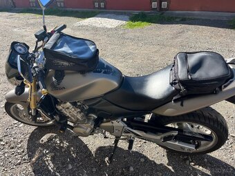 Honda Hornet - 6