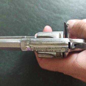 Revolver Hopkins Allen XL5 ráže 38SW DA s vytahovačem - 6