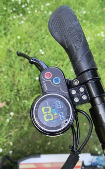 Prodám elektrickou koloběžku - 6