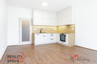 Pronájem, byty/1+kk, 34 m2, Císařského pluku 3078/5, 74601 O - 6