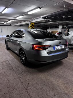 škoda Superb L&K, 2.0TDI 140kW přenechám - 6