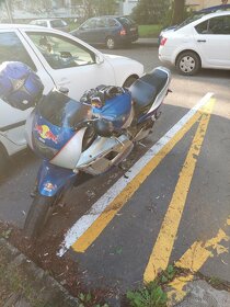 Yamaha FZR1000 exup - 6