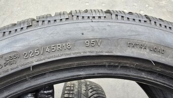 Zimní pneu 225/45/18 Michelin - 6