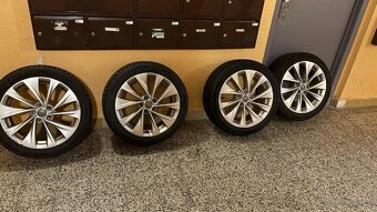 Zimní pneu zanovni Laufen 225/45R17 + alu kola Opel - 6