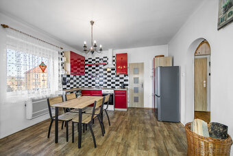 Prodej prostorného bytu 3+1 (72 m²) v klidné části Heřmanovy - 6