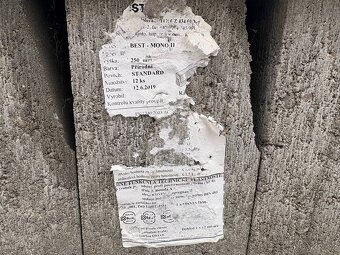 Silniční obrubník nový - 6