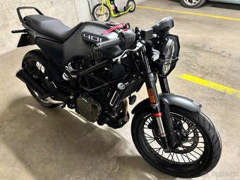 Husqvarna Vitpilen - 6