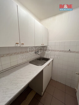 Pronájem kanc. prostoru, 117 m2, Chomutov, ul. Školní - 6