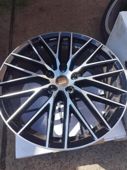 Leon Cupra R19 ET50 performance - 6