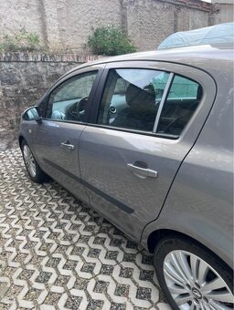 Prodam auto Opel Corsa 1.4 - 6