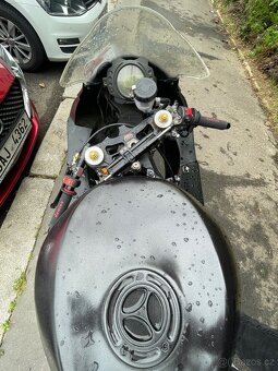 Kawasaki ninja zx10r - 6