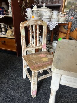 Dřevěný stoleček + dřevěná židlička - 6