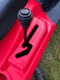 Zahradní traktor Hecht 5169 - 6