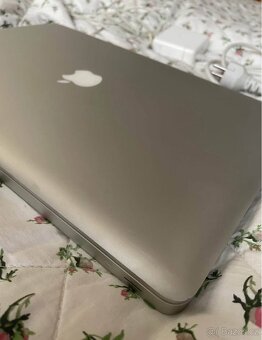 MacBook Pro 17" 2010 i7 / 16GB - 6