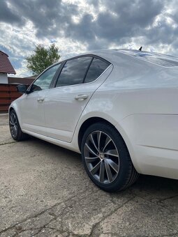 Škoda Octavia 3, Elegance, 1,6 TDI 77kw, DSG - 6