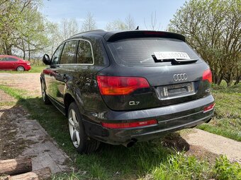 // AUDI Q7 3.0TDIS-Line 4x4 - CASA // DÍLY - 6