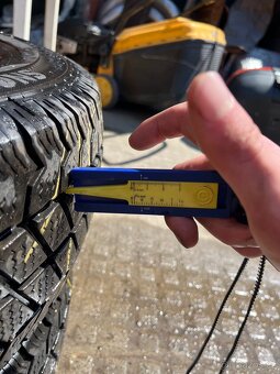 Barum 195/70 R15 2ks (zimní) - 6
