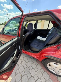 Citroen Saxo 1.0 benz. 37kw 2000 - 6