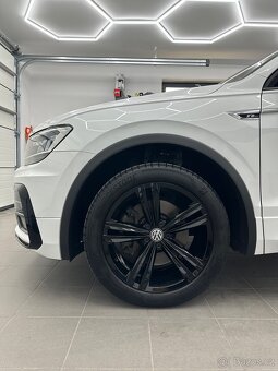 VW Tiguan 2.0 TSI R-Line, 4 Motion, ACC, PANO, hudba 360• - 6