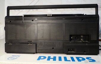 PHILIPS D8130 - 6