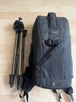 Nikon D5000, set s objektivy 18-55 a 55-200. - 6