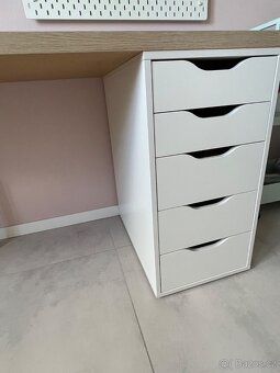 Pracovní stůl IKEA - 6