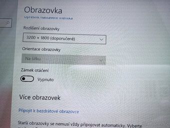 Lenovo Yoga 2-core i5-4g-ssd 256g-Dotykový QHD 3200x1800 - 6