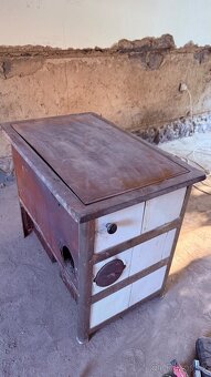 Retro sporák na tuhá paliva – plně funkční, vhodný na chalup - 6
