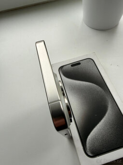 iPhone 15 PRO MAX 256 GB - Top stav - 100% kondice baterie - 6