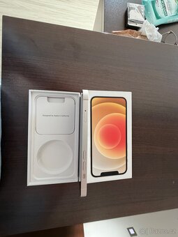 IPhone 14 128GB bílý white - 6