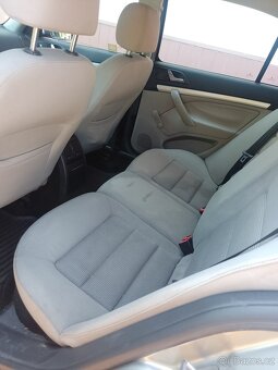 Škoda Octavia II - 6