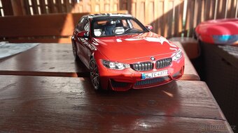 1:18 bmw M3 - 6