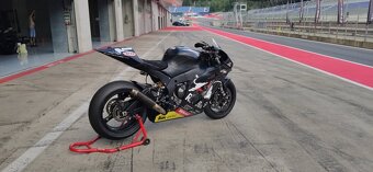 Kawasaki ZX10R okruhovka - 6