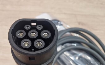 Nabíječka elektromobilu BMW FFC 1 2,4 kW (NOVÁ) - 6