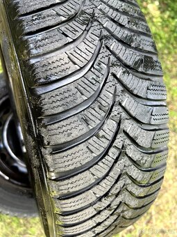 Celorocni kola Hyundai I20 i25 185/60 R15 ET47
- 6
