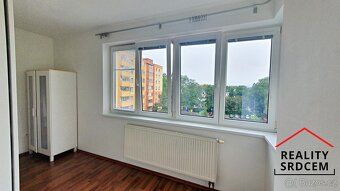 Pronájem bytu 3+kk s balkónem a parkováním, 56m2, ul. Slezsk - 6
