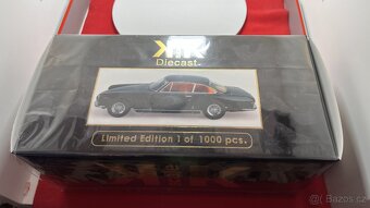 Ferrari 330 GT 2+2 1:18 KK Scale - 6