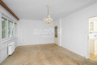 Prodej bytu v osobním vlastnictví 2+1 (58 m²), balkón, ulice - 6