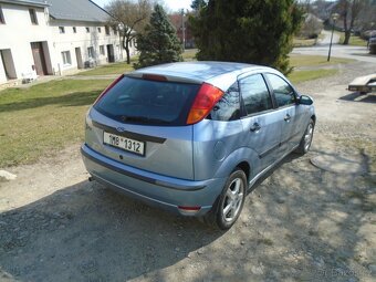 FOCUS1.6i.74kw,152000km,serv.kniha,r.v.2004,autom.klima - 6