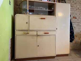 Starožitný nábytek - 6