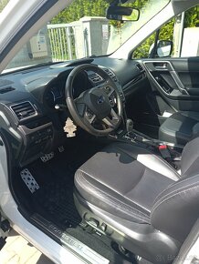 Subaru Forester 2.0 XT - 6