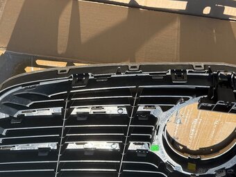 Maska Gril Mercedes V - 6