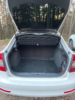 Škoda Octavia 1.9tdi dsg - top stav - 6