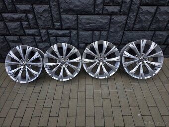 5x112 R17 VW Montana Tiguan - 6
