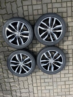 ORIGINÁL Alu Volkswagen MADRID R17, 5x112 - LETNÍ PNEU - 6