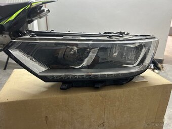 Volkswagen Passat B8 pravé a levé světlo - 6